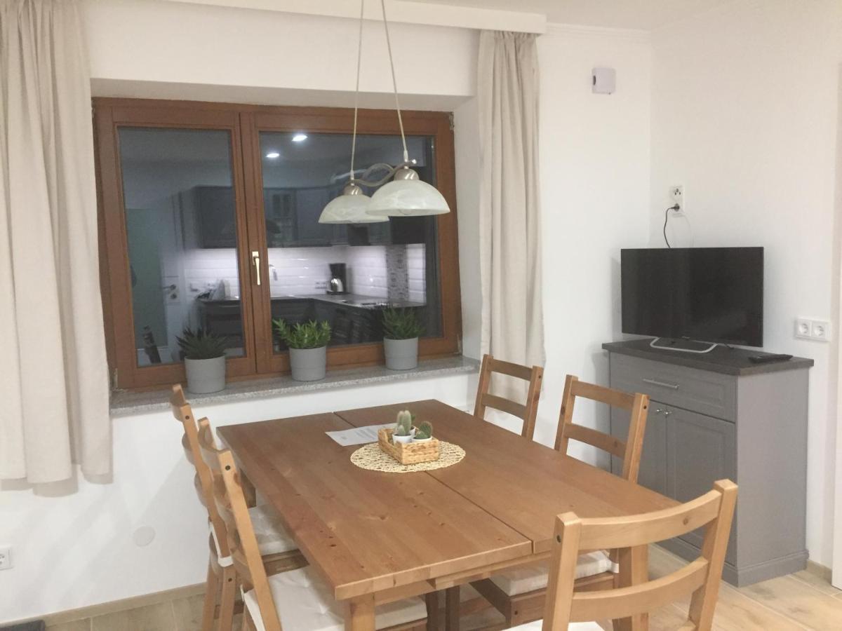 Gaestewohnung Schlossblick Grödig Exterior foto